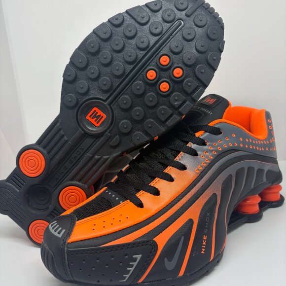 Men's Nike Shox Neymar - Black and Orange - Picture 3 of 7